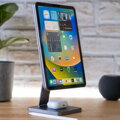 Cubenest 2w1 Magnetyczny stojak na iPada Air i iPada Pro z bezprzewodową ładowarką