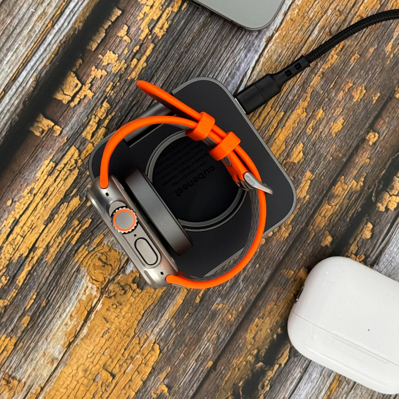 Cubenest Składana magnetyczna bezprzewodowa ładowarka 2w1 S211