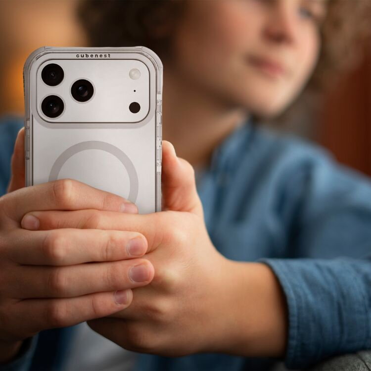 Cubenest Etui do iPhone 17 Pro Max MagPro Strong Guard biały