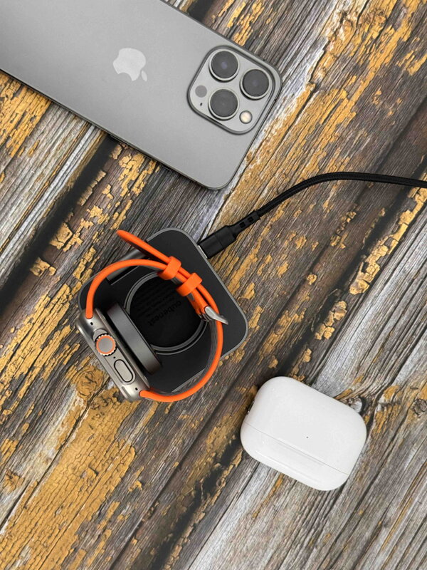 Cubenest Składana magnetyczna bezprzewodowa ładowarka 2w1 S211