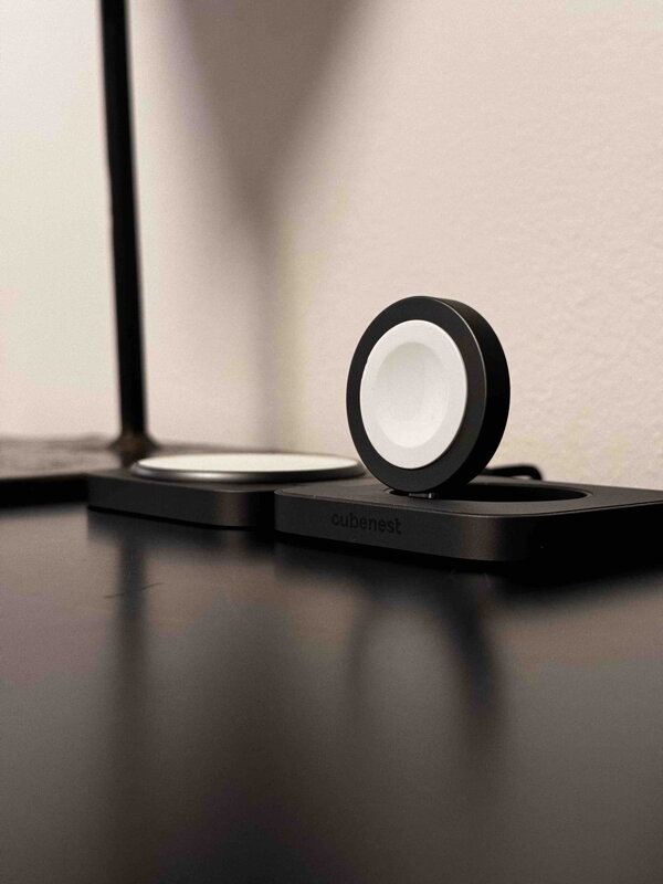 Cubenest Składana magnetyczna bezprzewodowa ładowarka 2w1 S211