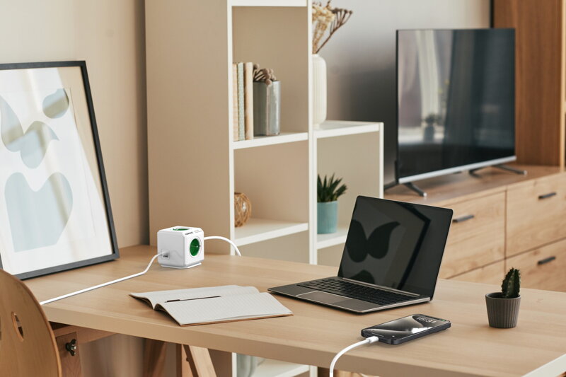Cubenest PowerCube Extended USB A+C PD 20 W 1,5 m zielona